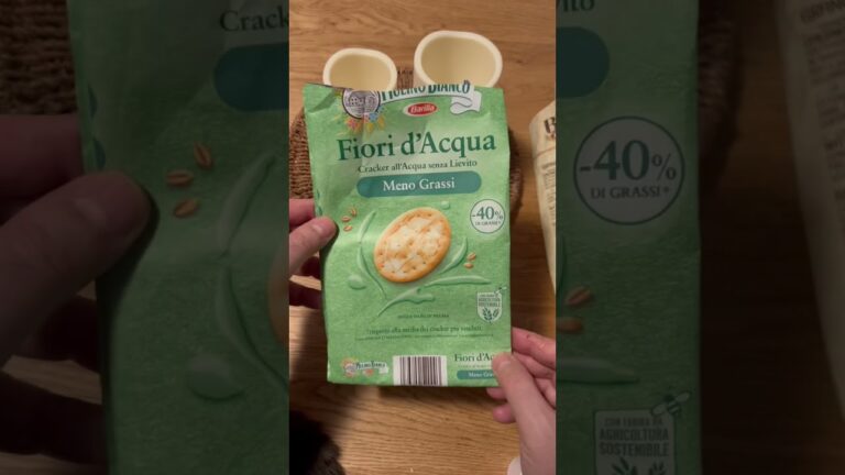 Crackers Fior d’Acqua: Gusto e Leggerezza in Ogni Morso
