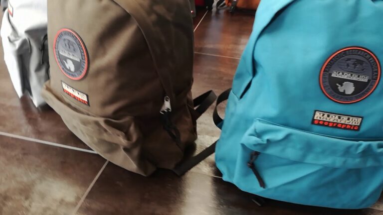 Zaini Napapijri: Scopri la Varietà di Colori