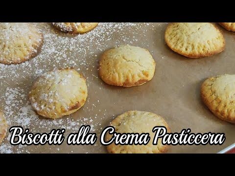 Biscotti di Pasta Frolla Ripieni di Crema Pasticcera: Un Delizioso Incontro di Sapori