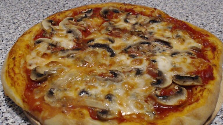 Guida alla Preparazione dei Funghi per la Pizza